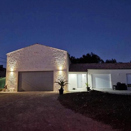 La Grange De Karine Et Philippe Apartment La Clisse ภายนอก รูปภาพ