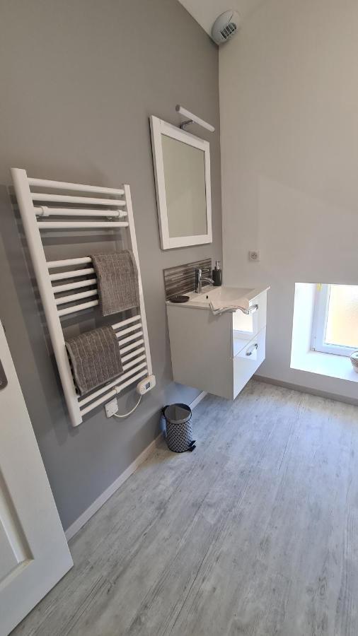 La Grange De Karine Et Philippe Apartment La Clisse ภายนอก รูปภาพ